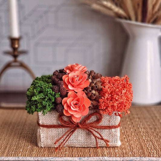 Cheerful Rakhi Gift for Sister/bhabhi - Table Bouquet